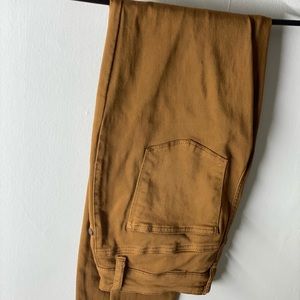 Colored jegging jeans